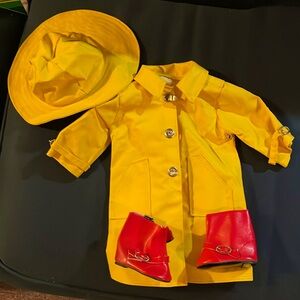 American Girl Doll Original Yellow Raincoat with Hat, Umbrella and Rain Boots